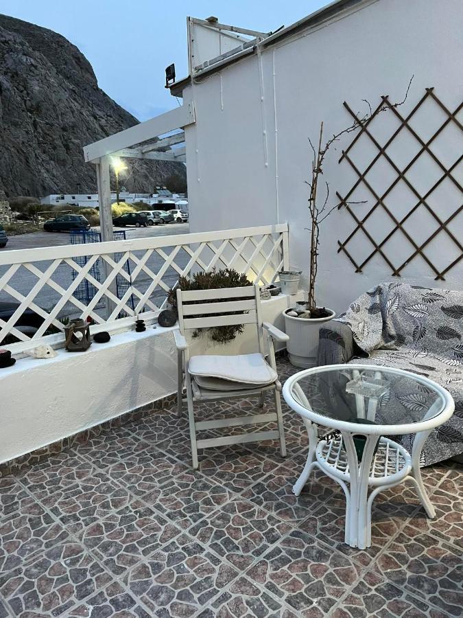 Zolfo Antico Beach Apartment Perissa Екстериор снимка
